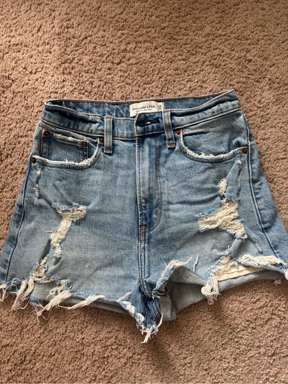 Abercrombie & Fitch High Rise Mom Short Distressed Light Blue